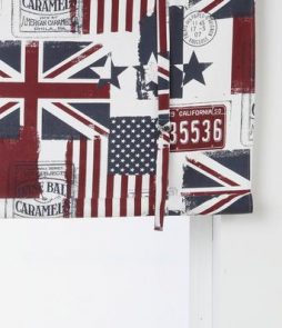 OLD FLAGS -laskosverho, kuviollinen Valkoinen