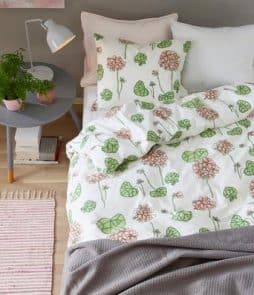 GERANIUM-pussilakanasetti, 2 osaa Valkoinen