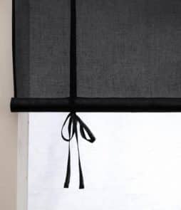 PIGGELIN-laskosverho Musta