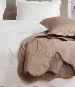 LINN-päiväpeite parisänkyyn 260x260 cm Luonnonvalkoinen