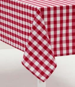 KLARA-pöytäliina 135x200 cm Punainen