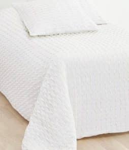 JOHANNA-päiväpeite – kapeaan sänkyyn 180x260 cm Valkoinen