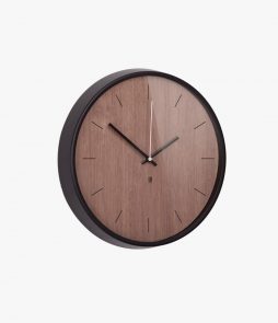 Seinäkello, Madera, Umbra